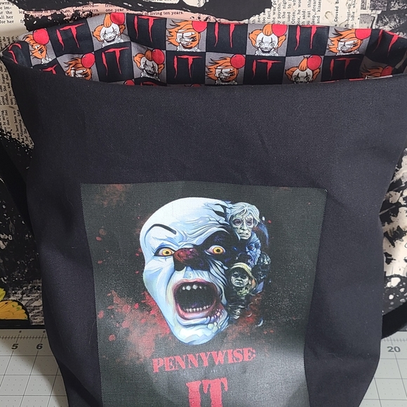 Pennywise horror tote bag handmade - Picture 3 of 6
